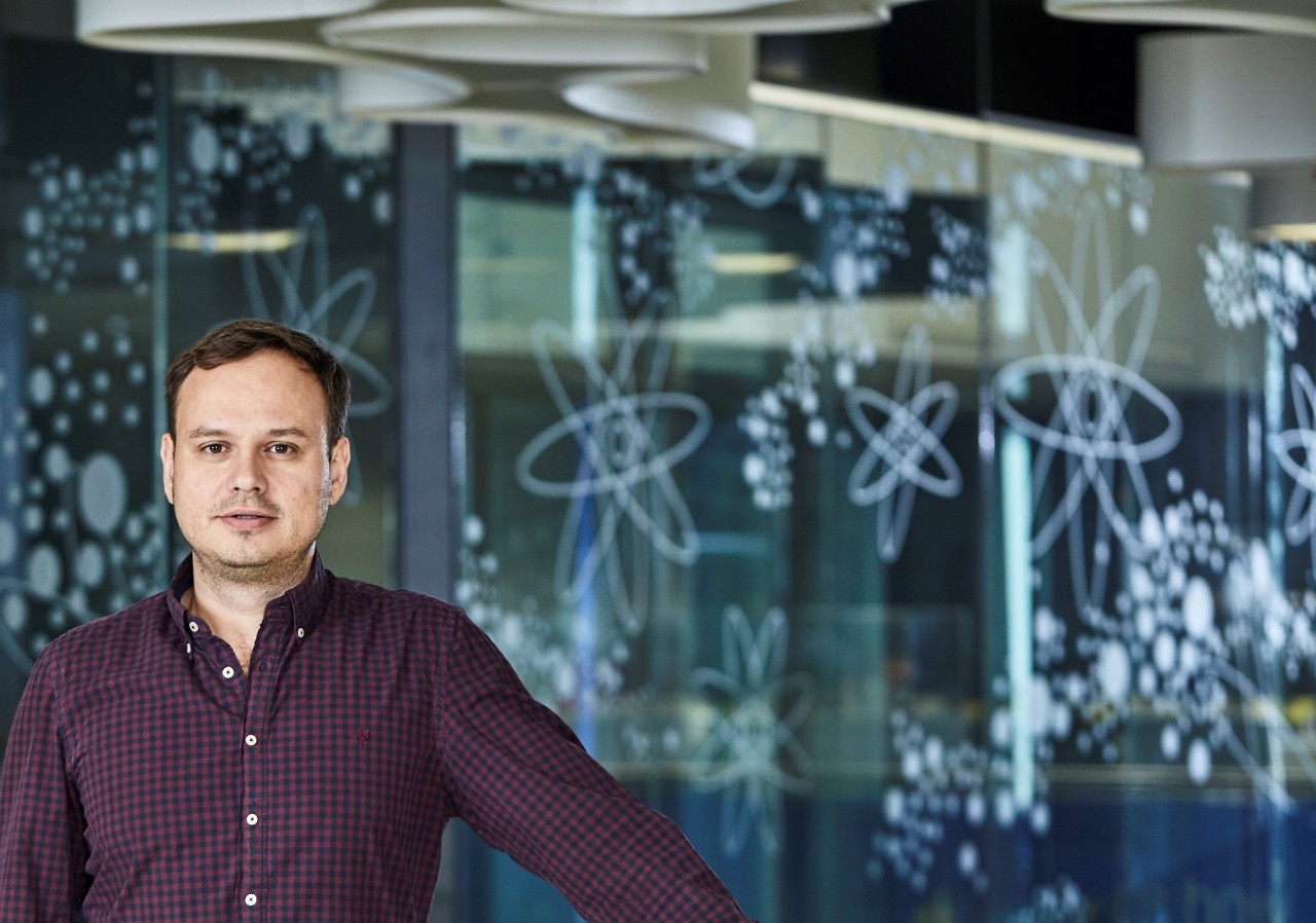 16_11_18_ICFO_2_do_DIA_Dima_Efetov_Studio_5747