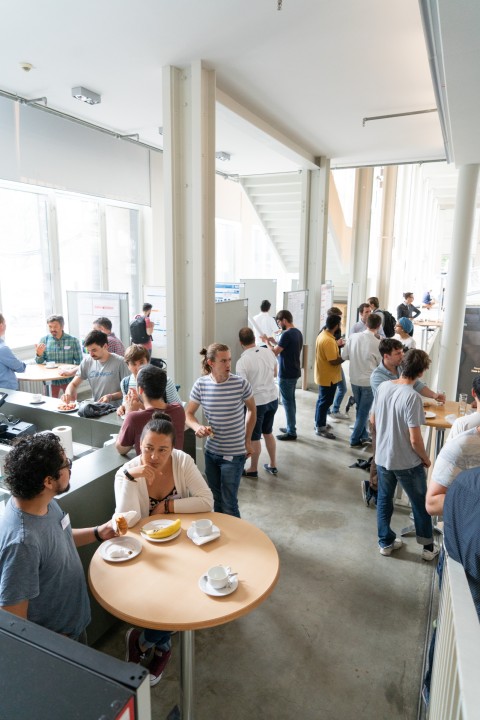 Lunch & Poster Session