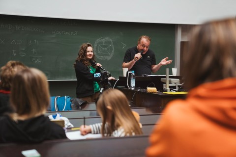 Alice im Quantenland Premiere