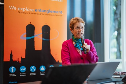 Introduction to PhotonLab - Silke Stähler-Schöpf 