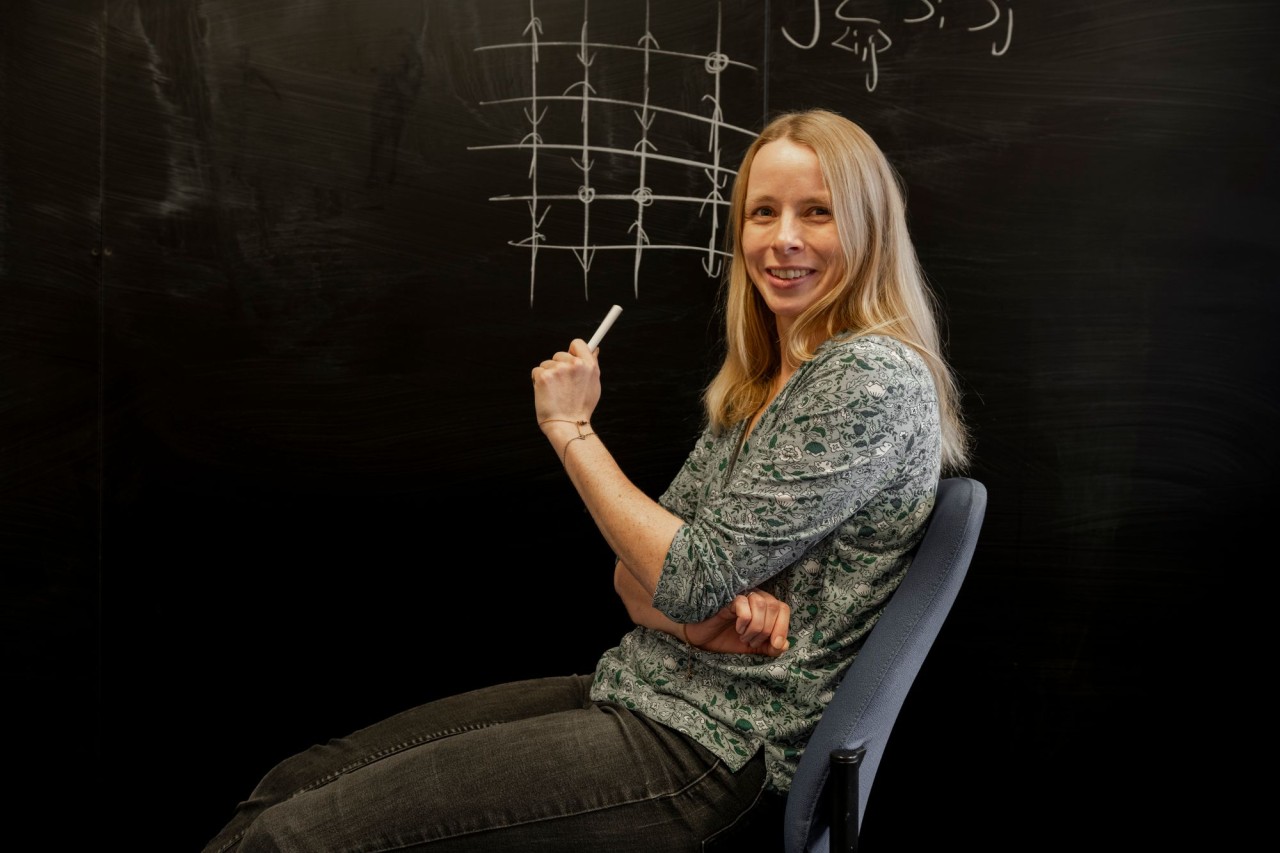 Prof._Dr._Annabelle_Bohrdt_ID342417_00001