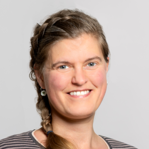 Portrait photo of Ellen Fogh.