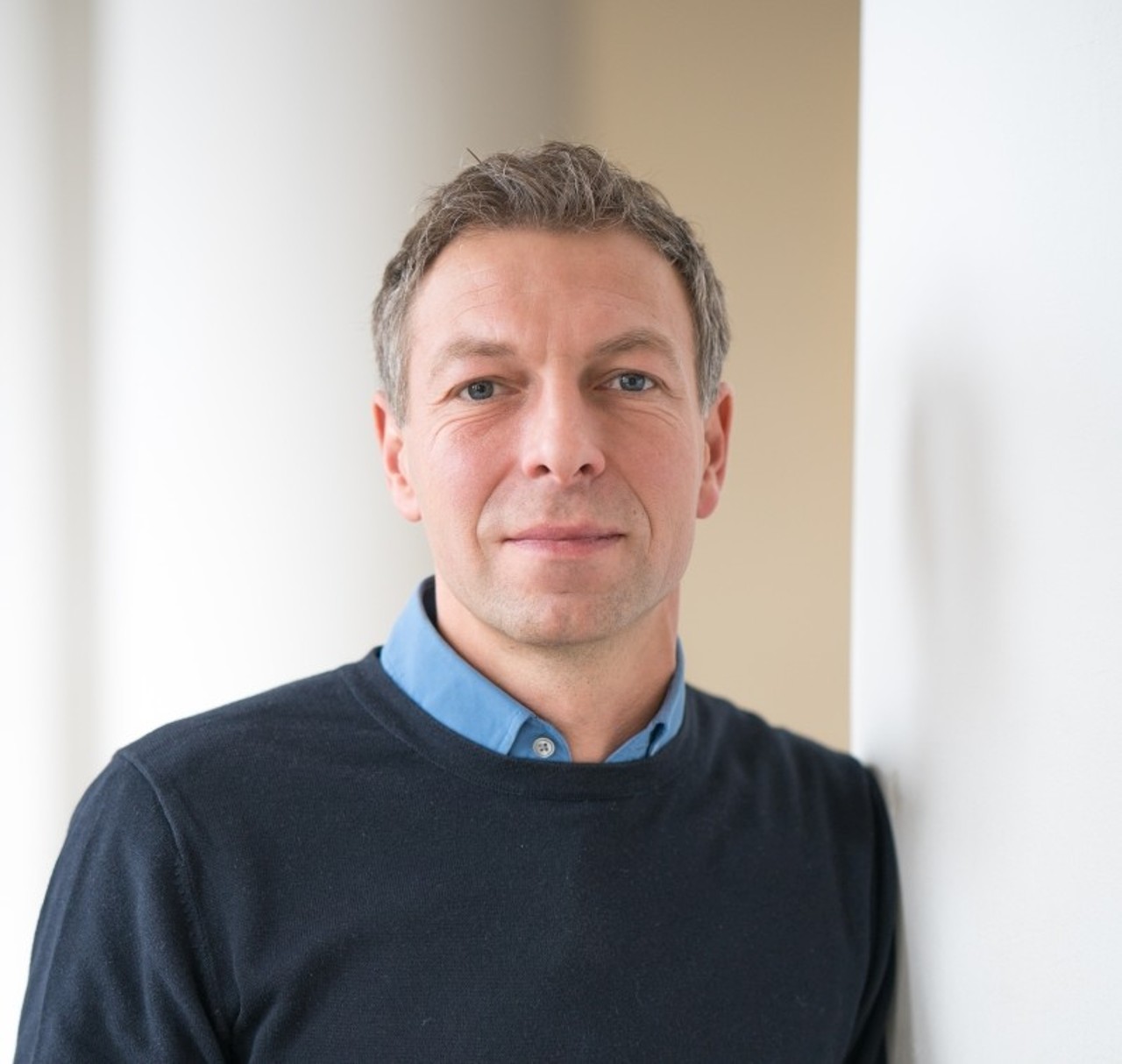 Alexander Högele Alexander Högele