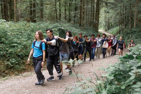 Trust excersices during the mental heatlh hike
